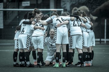 Bild 2268 - B-Juniorinnen FC St.Pauli . Braedstrup IF : Ergebnis: 4:1